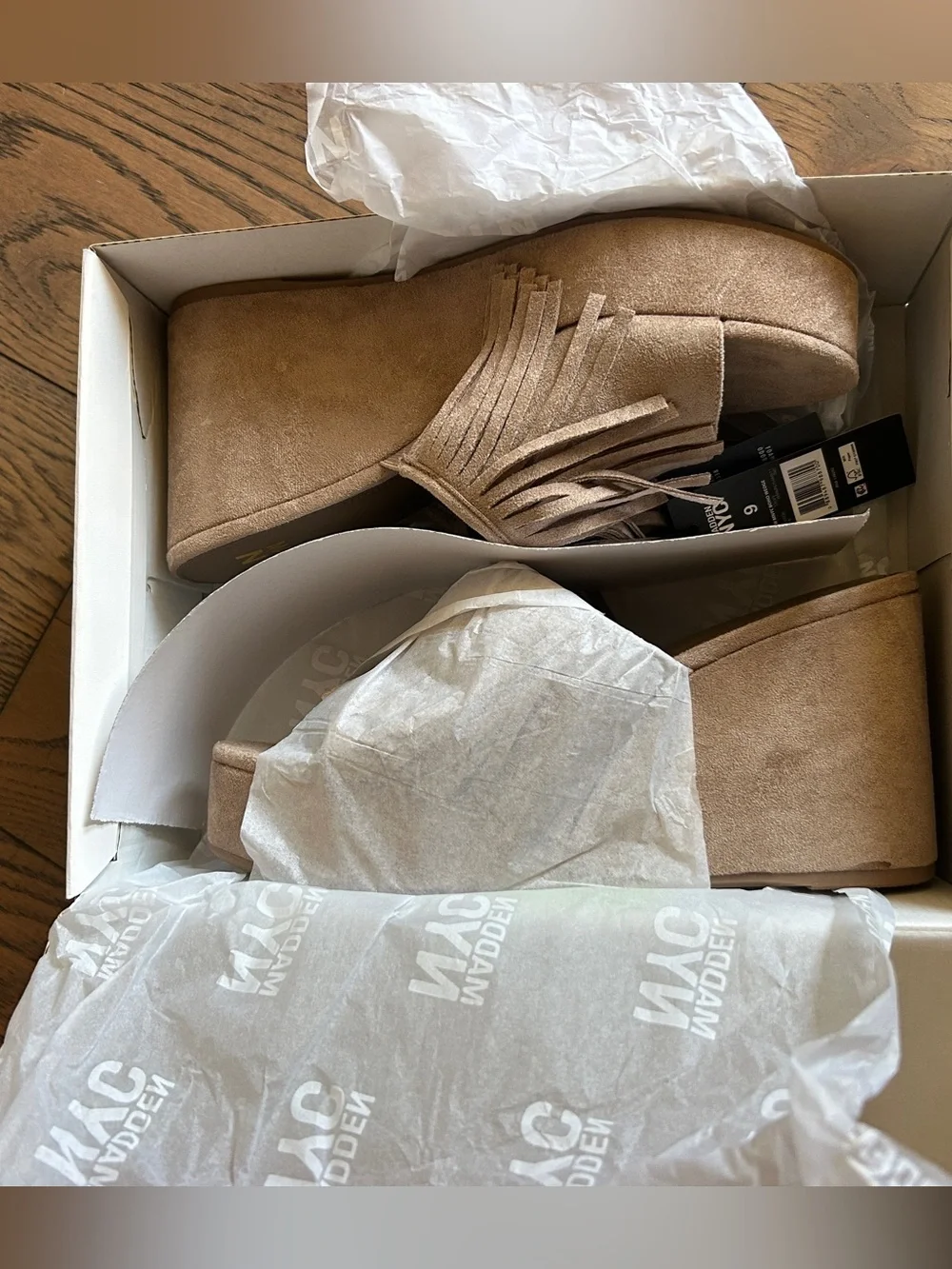 NWT! Madden NYC Women's Fringe Boho Taupe Faux Suede Wedge Platform Sandal Sz 9